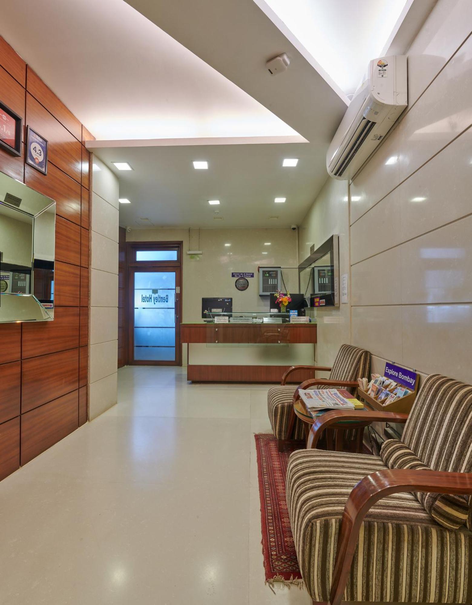 Bentley Hotel Marine Drive Mumbai Kültér fotó