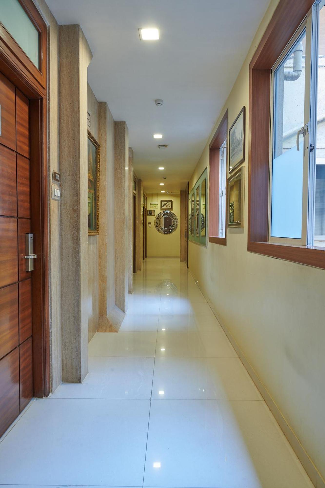 Bentley Hotel Marine Drive Mumbai Kültér fotó