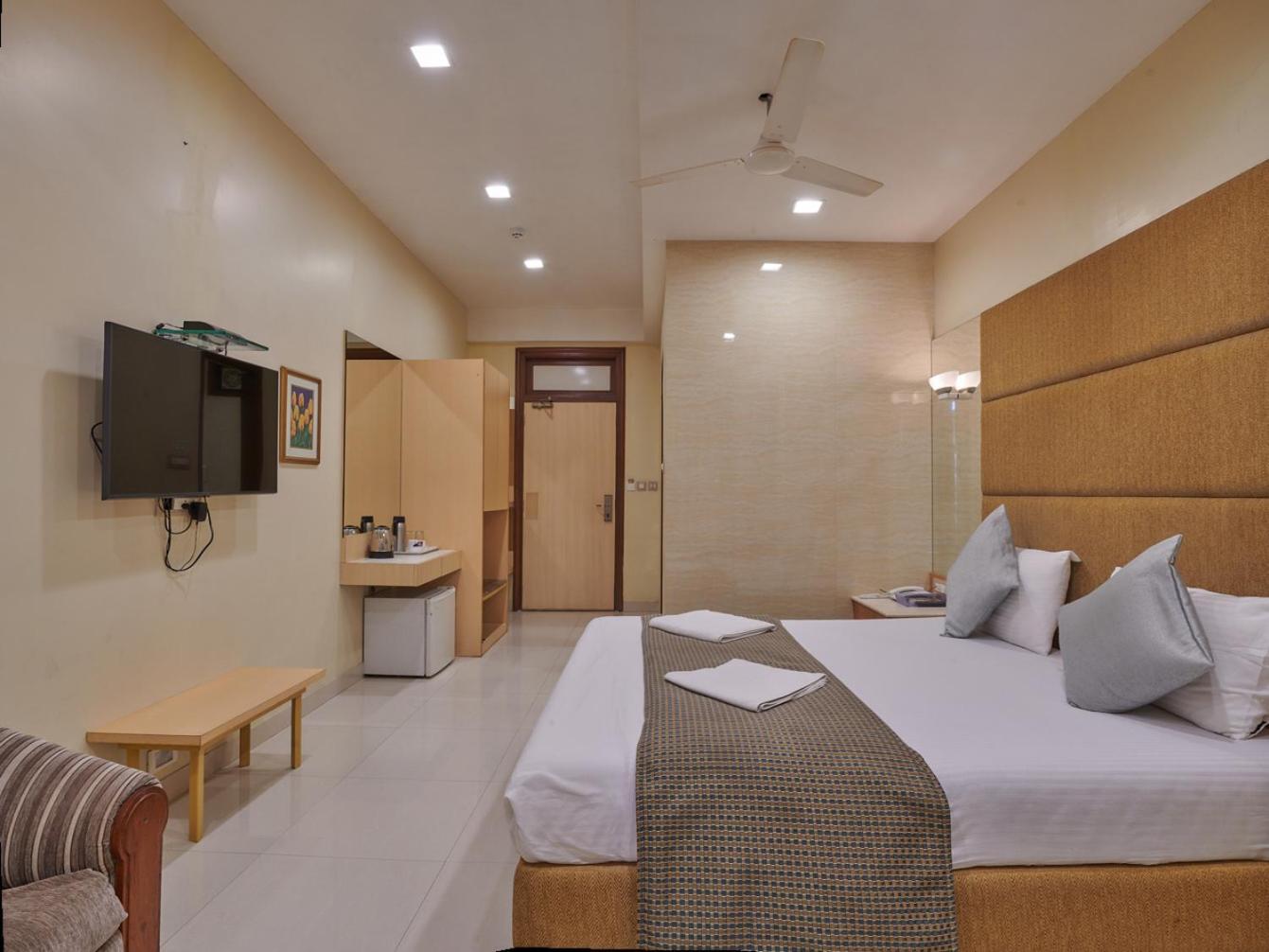 Bentley Hotel Marine Drive Mumbai Kültér fotó